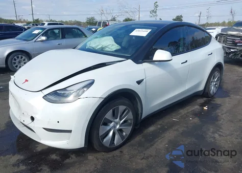 2022 Tesla Model Y Long Range Dual Motor All-Wheel Drive from USA, damaged, VIN 7SAYGAEE9NF365927